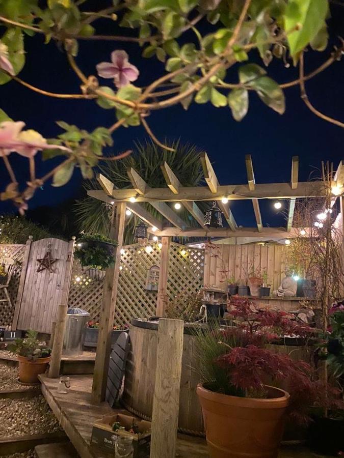 דירות היילה Stargazy Garden מראה חיצוני תמונה